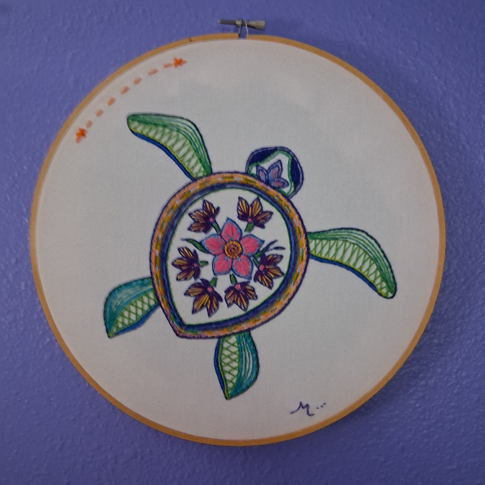 Sea Turtle Embroidery 10.5" Frame By Me - Picture 7 of 10